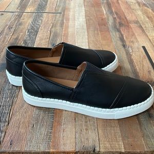 NWT Dolce Vita shoes